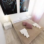 Апартаменты Mombello 50 - Center