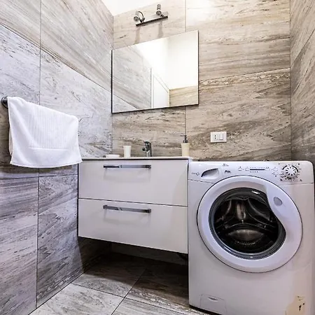 Mg Holidays - Mombello 50 *